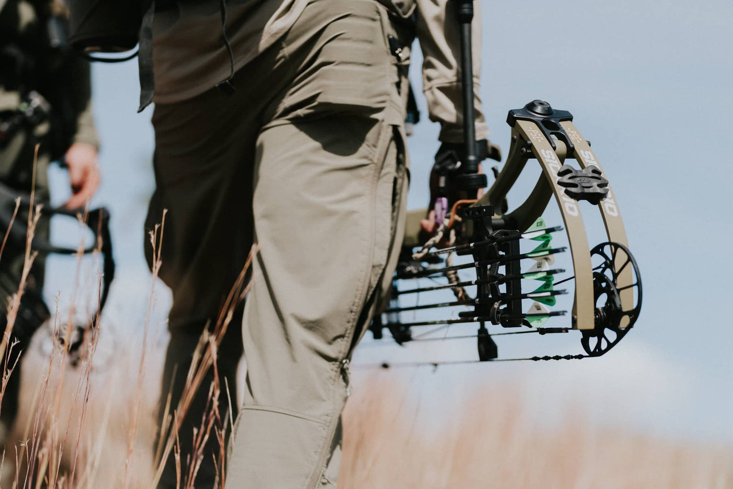 PSE compound bow side view archery final sale deals